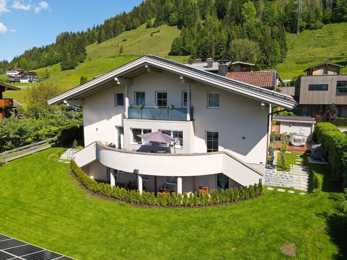 Ferienwohnung für 4 Personen, mit Terrasse und Garten in Bruck an der Glocknerstraße