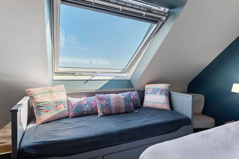 Chambre d’hôtes « Escale Sauzonnaise - L’Amer » avec vue mer, piscine partagée et Wi-Fi in Sauzon, Côte des Mégalithes