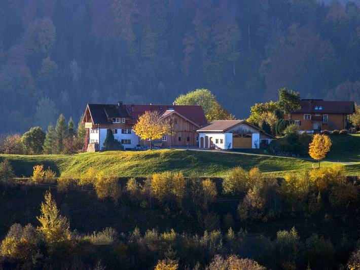 Bauernhof für 3 Personen, mit Balkon und Garten in Wertach