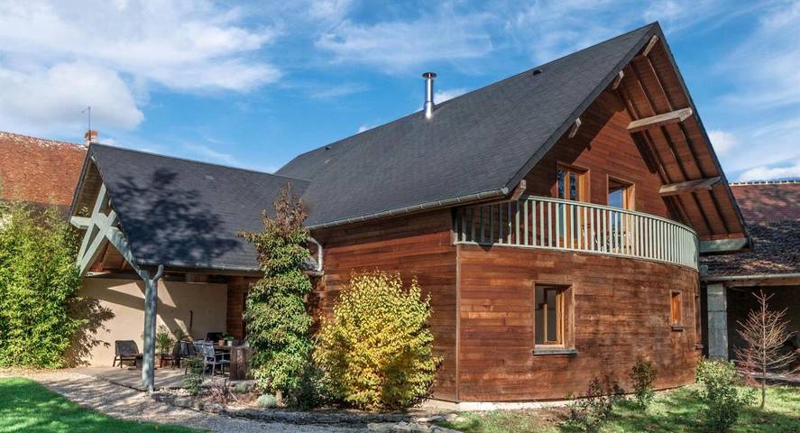 Cottage pour 3 personnes, avec vue et jardin dans Pougny