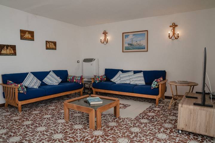 Appartamento intero, Holiday Apartment by the sea by Be Your Home in Santa Marinella, Provincia di Roma