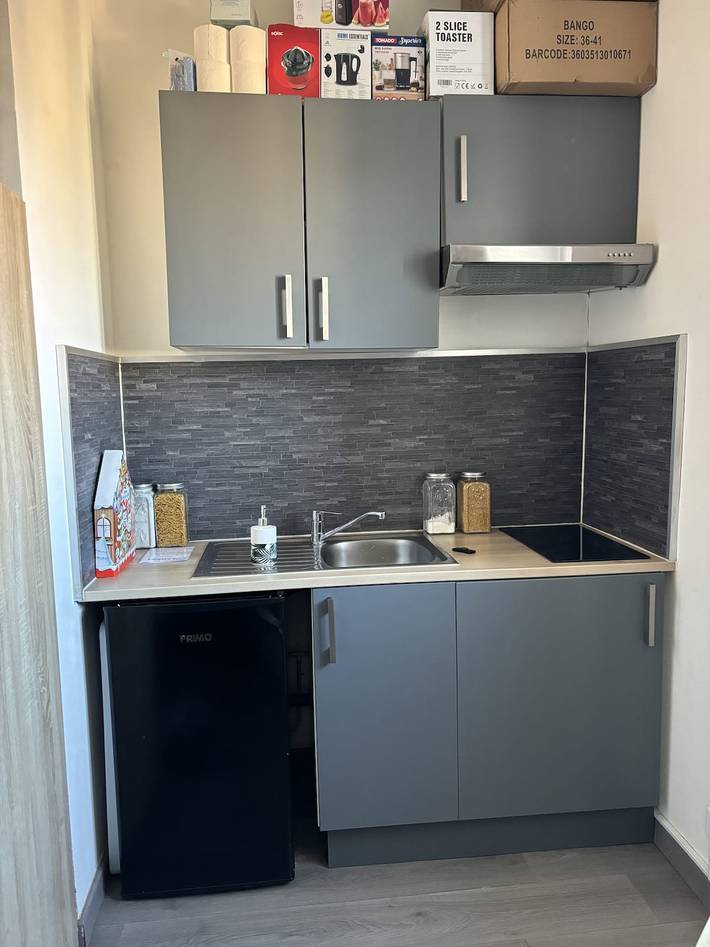 Gîte pour 2 personnes, avec piscine et jardin à Narbonne - 4