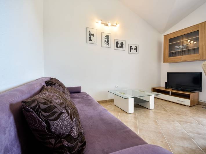 Ferienwohnung für 4 Personen, mit Terrasse und Garten auf Murter - 4