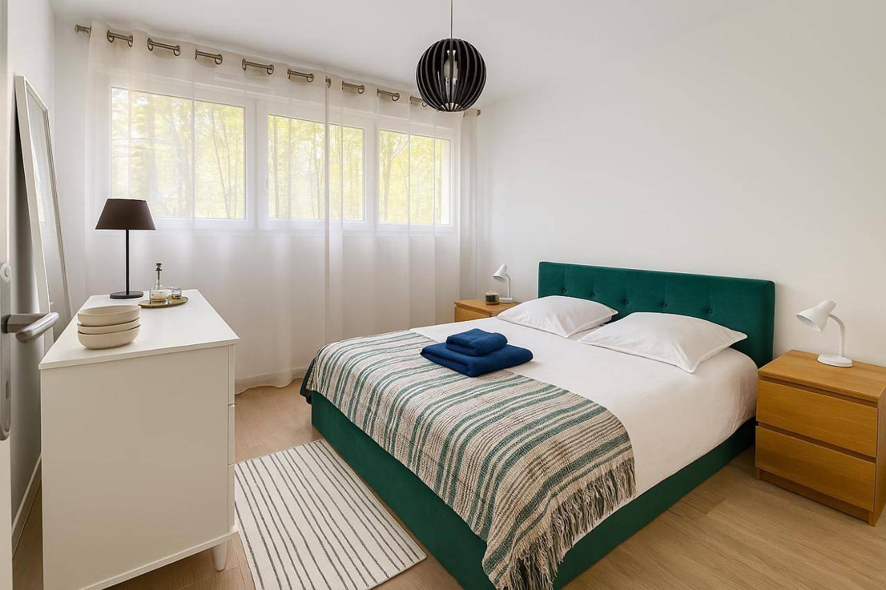 Appartement entier, Apartment with Garden View in Vaux-le-Pénil, Seine-et-Marne