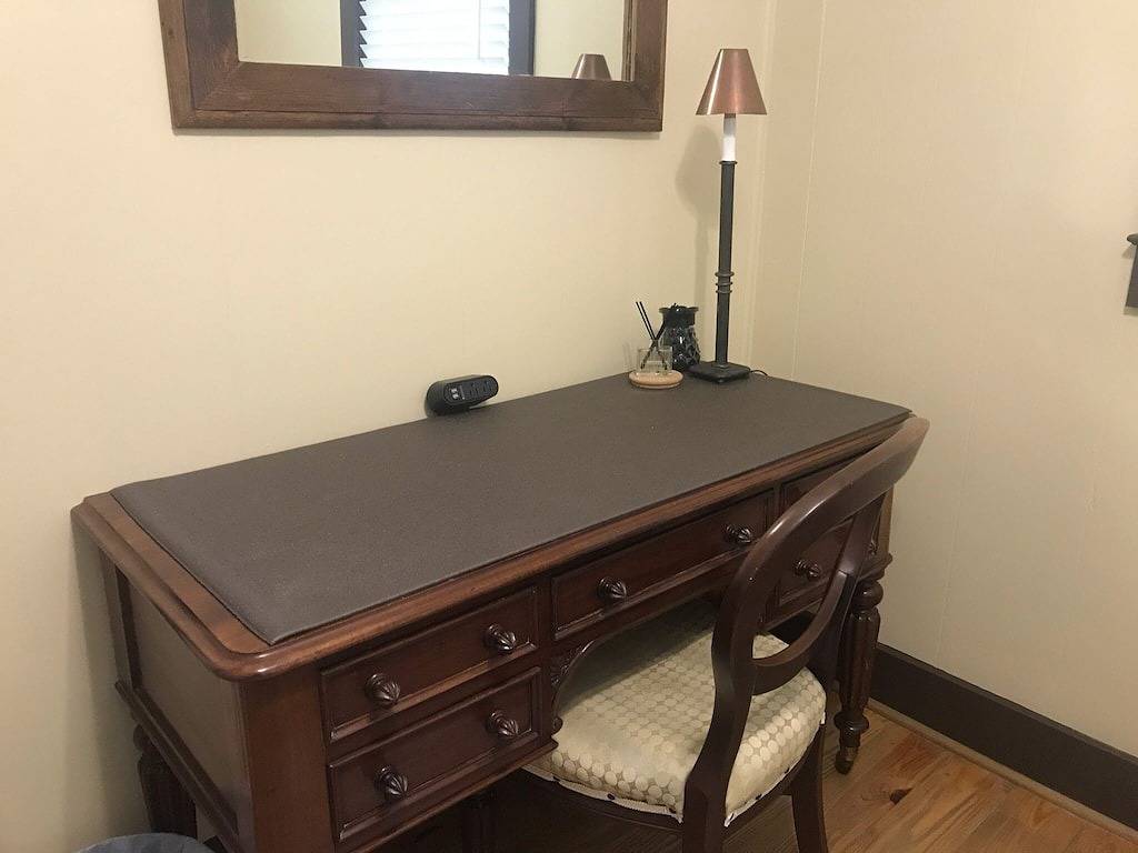 Cozy cabin within walking distance of Cashiers Crossroads. in Jackson County