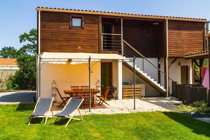 Appartement de vacances pour 4 personnes, avec Terrasse ainsi que Jardin et Vue