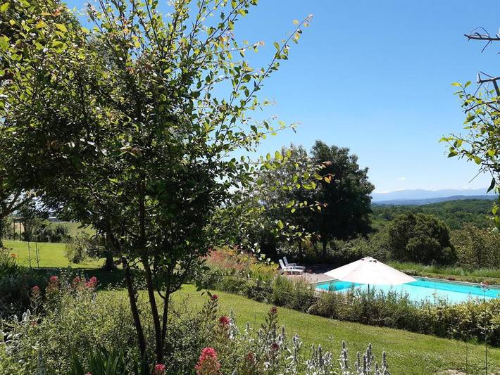 Gîte pour 4 personnes, avec jardin ainsi que vue et piscine, animaux acceptés à Artigat - 2