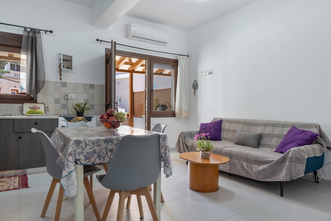 Ganze Wohnung, Apartment 'Iliana 2' mit Bergblick, Wlan und Klimaanlage in Panormos, Kalymnos