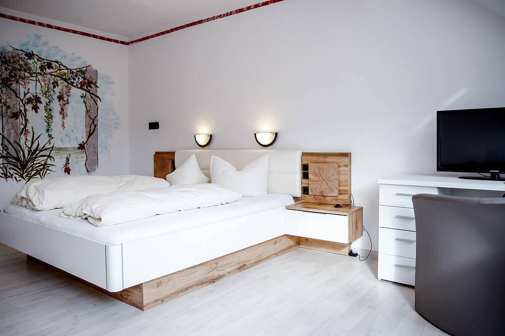 Komfortables und vielseitiges Zimmer –Perfekt für Erholung, Arbeit und Austausch in Züschen, Winterberg