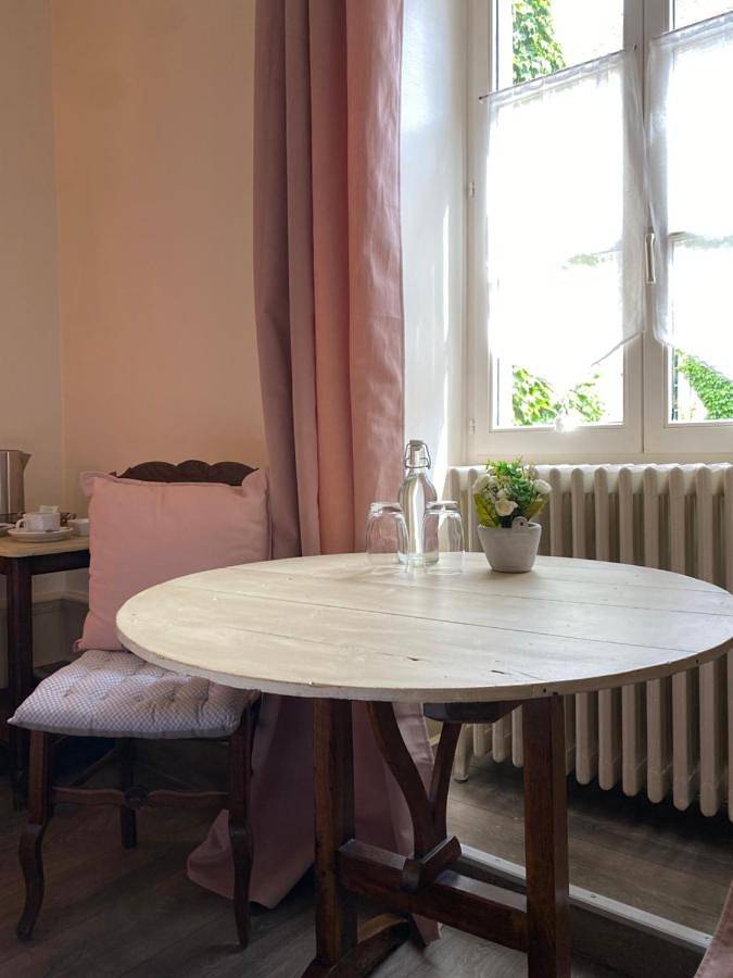Hôtel pour 6 personnes, avec jacuzzi et sauna ainsi que jardin et piscine à Saint-Seine-l'Abbaye - 4