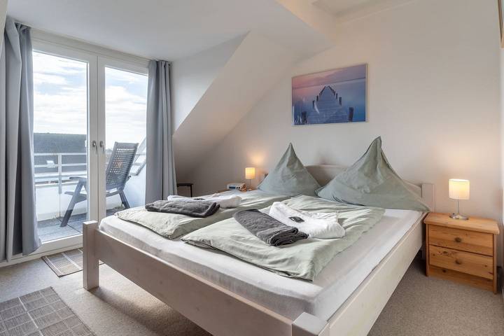 Ganze Wohnung, "Idyllische Ferienwohnung in Büsum: Erleben Sie Nordseezauber im 3. Stock" in Büsum, Kreis Dithmarschen