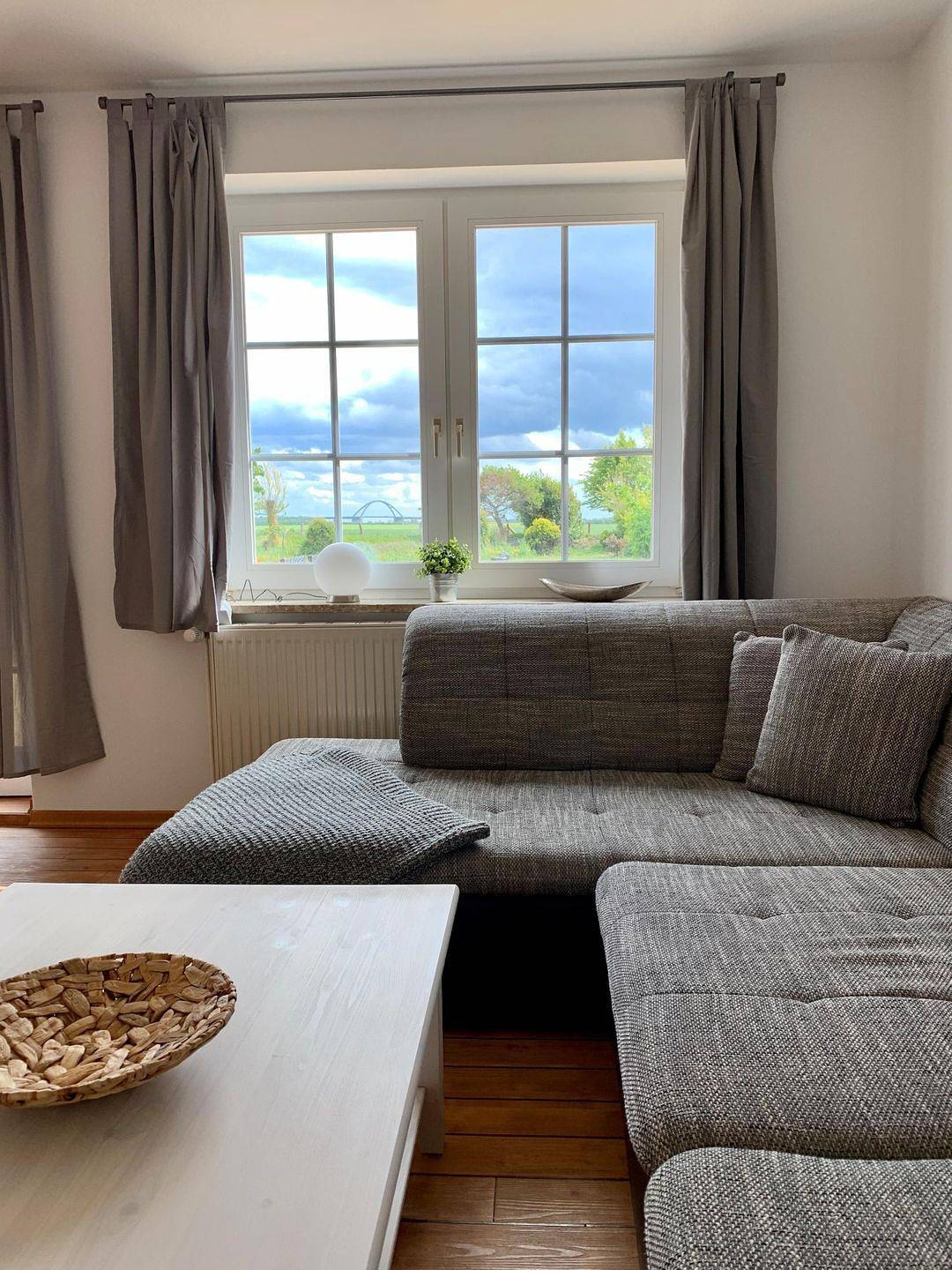 Ganze Wohnung, Sonnige Unterkunft Sundblick mit Garten, Terrasse und Kaminofen auf Fehmarn in Westfehmarn, Fehmarn