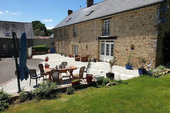 Gîte pour 4 personnes, avec jardin à Villiers-le-Pré