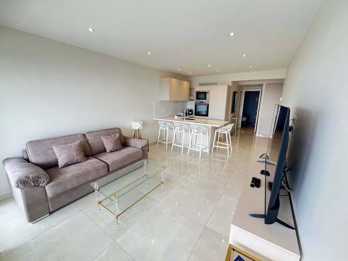 Apartamento entero, Superbe vue Mer/Piscine/Tennis Golfe Juan in Vallauris, Costa mediterránea (Francia)