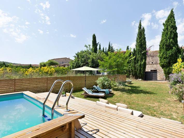 Gîte pour 5 personnes, avec jardin ainsi que piscine et terrasse, adapté aux familles à Sant Mori