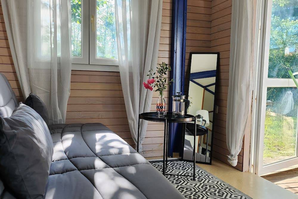 Chalet d'Herm, at the gateway to endless pine forests and the Atlantic Ocean! in Herm, Region de Dax