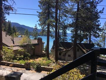 Log Cabin for 9 Guests in Zephyr Cove-Round Hill Village, Lake Tahoe, Picture 3