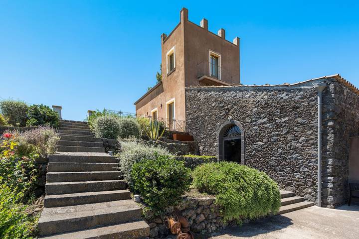 La Torretta in Zafferana Etnea, Etna