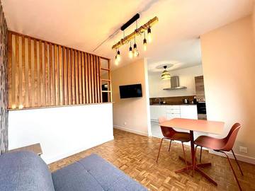 Gîte pour 2 personnes, avec vue à Gières