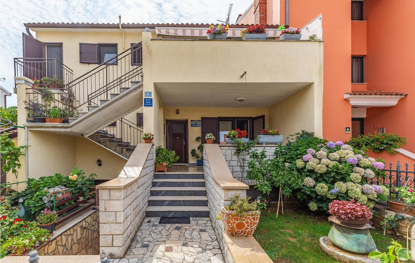Apartamento vacacional entero, Apartamento de vacaciones para 6 personas con terraza in Rovinj, Región de Rovinj