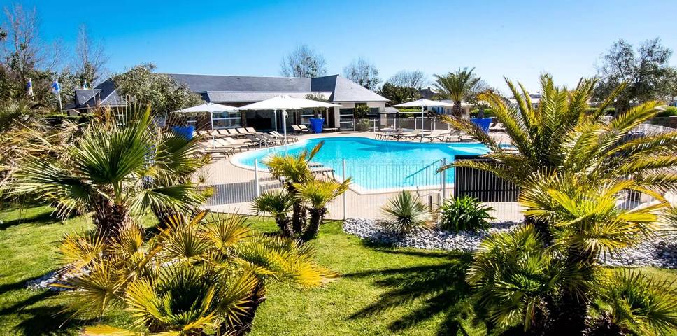 Camping pour 2 personnes, avec Piscine
