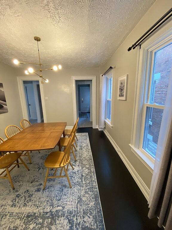 Entire Apartment walking distance to Cincy River front and Cov Wedding Venues in Kenton County