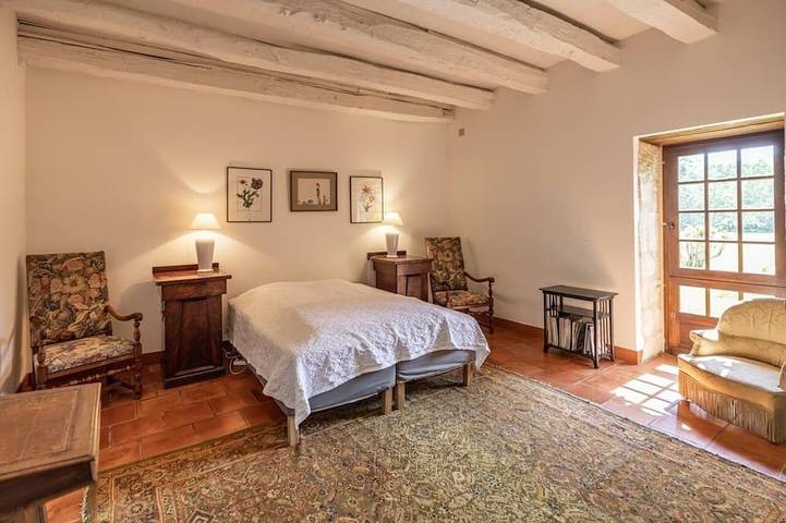 Gîte pour 8 personnes, avec jardin et terrasse à Thonac - 2