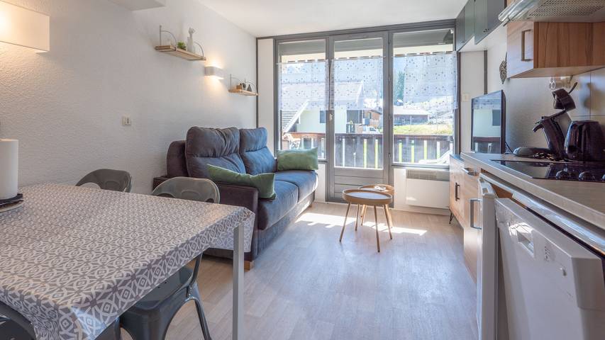 Studio pour 4 personnes, avec balcon