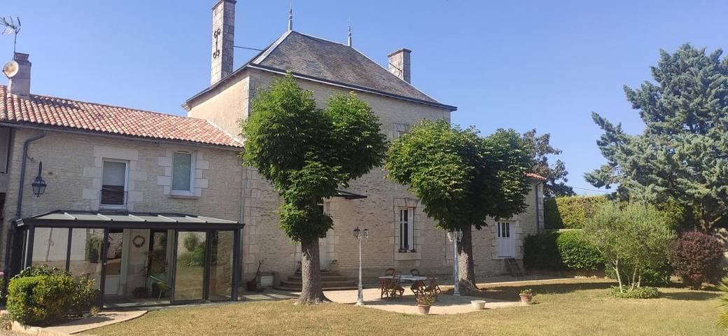 Appartement de vacances pour 2 personnes, avec Terrasse ainsi que Jacuzzi et Jardin