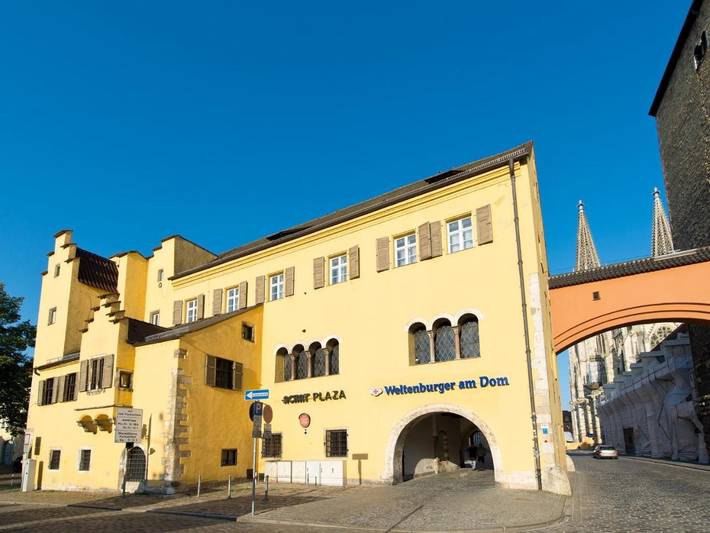 Hotel für 10 Personen, mit Terrasse