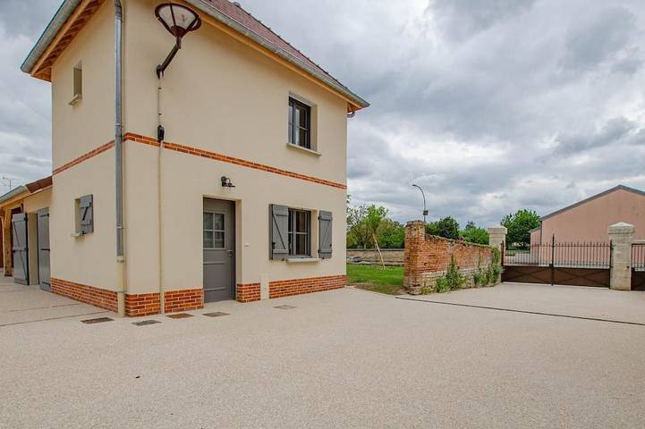 Location de vacances pour 2 personnes, avec jardin dans Morvilliers