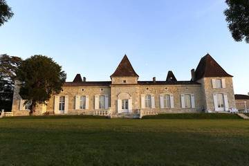 Gîte pour 7 personnes, avec piscine et jardin, animaux acceptés à Espiens