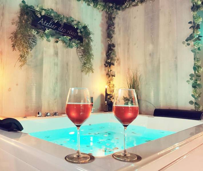 Location de vacances pour 4 personnes, avec jacuzzi ainsi que sauna et jardin à Ablon - 2