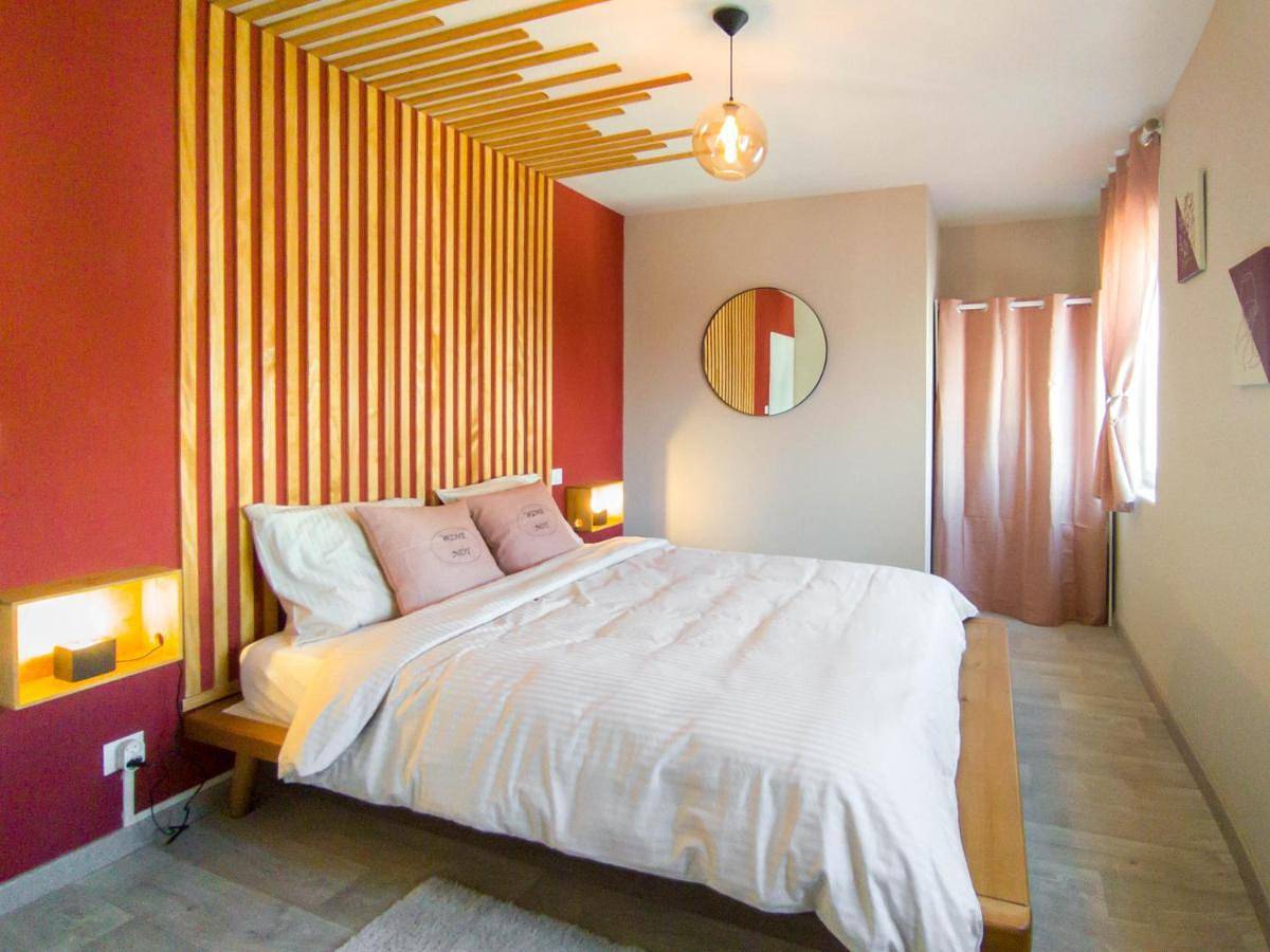Appartement entier, Chaleureux appartement à deux pas du centre-ville de Castillon, de la Dordogne et proche Saint-Emilion in Castillon-la-Bataille, Région de Libourne