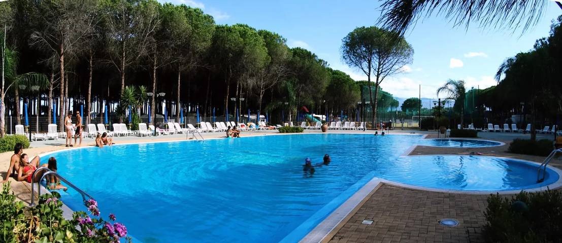 Bungalow für 4 Personen, mit Pool und Terrasse, mit Haustier in Kalabrien - 4