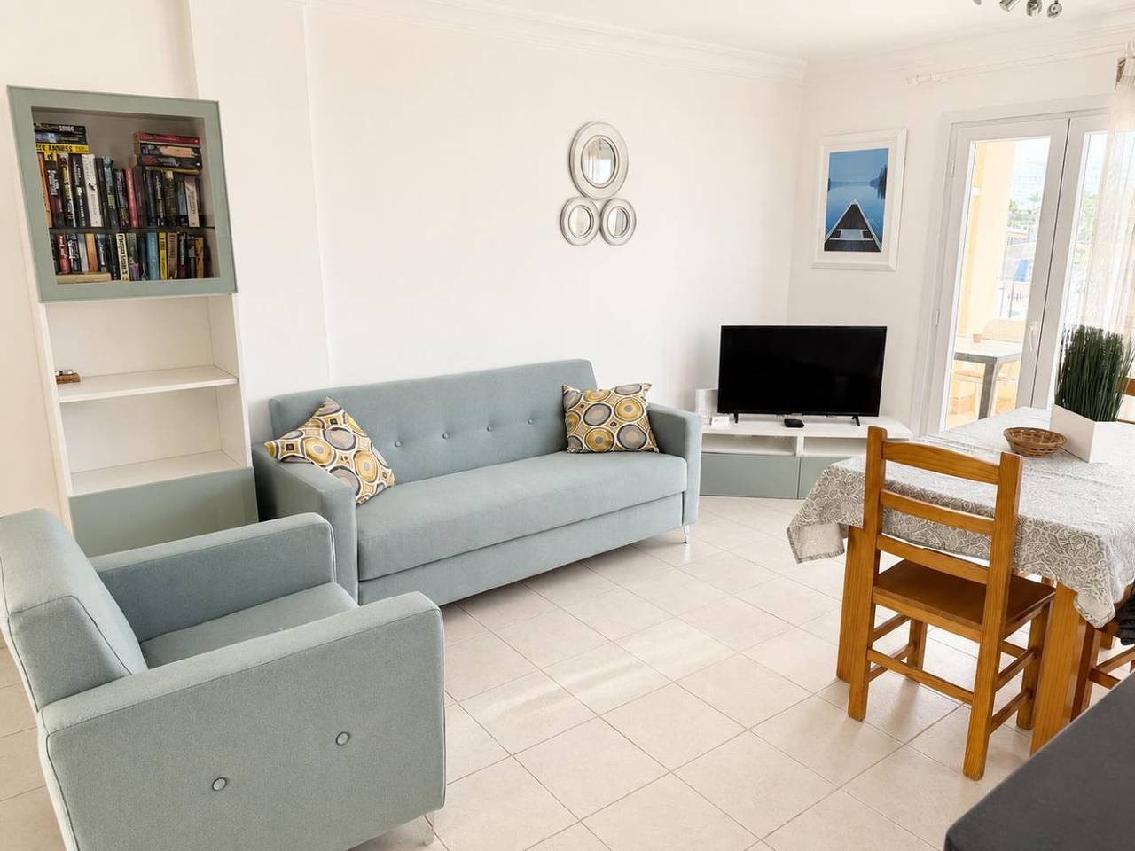 Entire holiday apartment, Lovely cosy one bedroom holiday home in Costa Adeje - Tenerife in La Caleta, Adeje