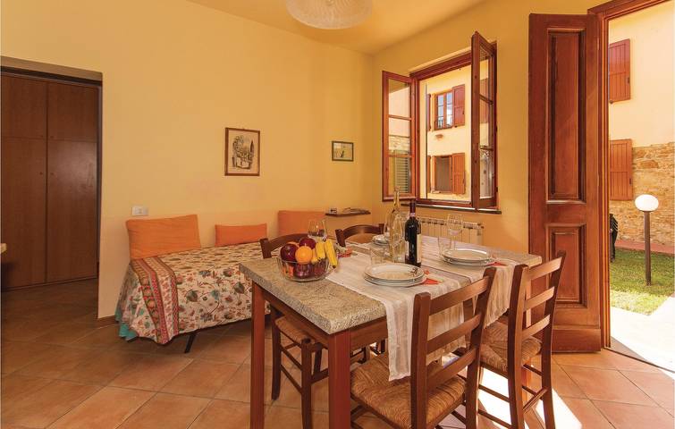 Appartamento intero, Appartamento con piscina al piano terra, Montaione - 2km in Montaione, Chianti