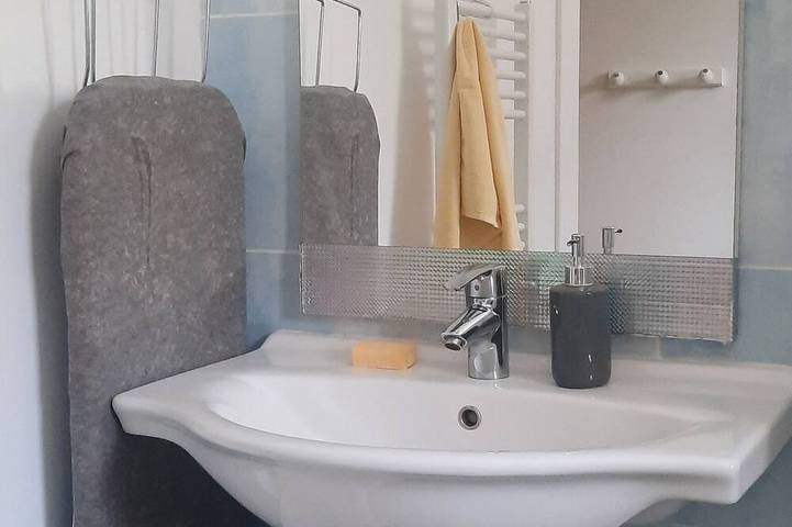 Gîte pour 3 personnes à Lescar - 4