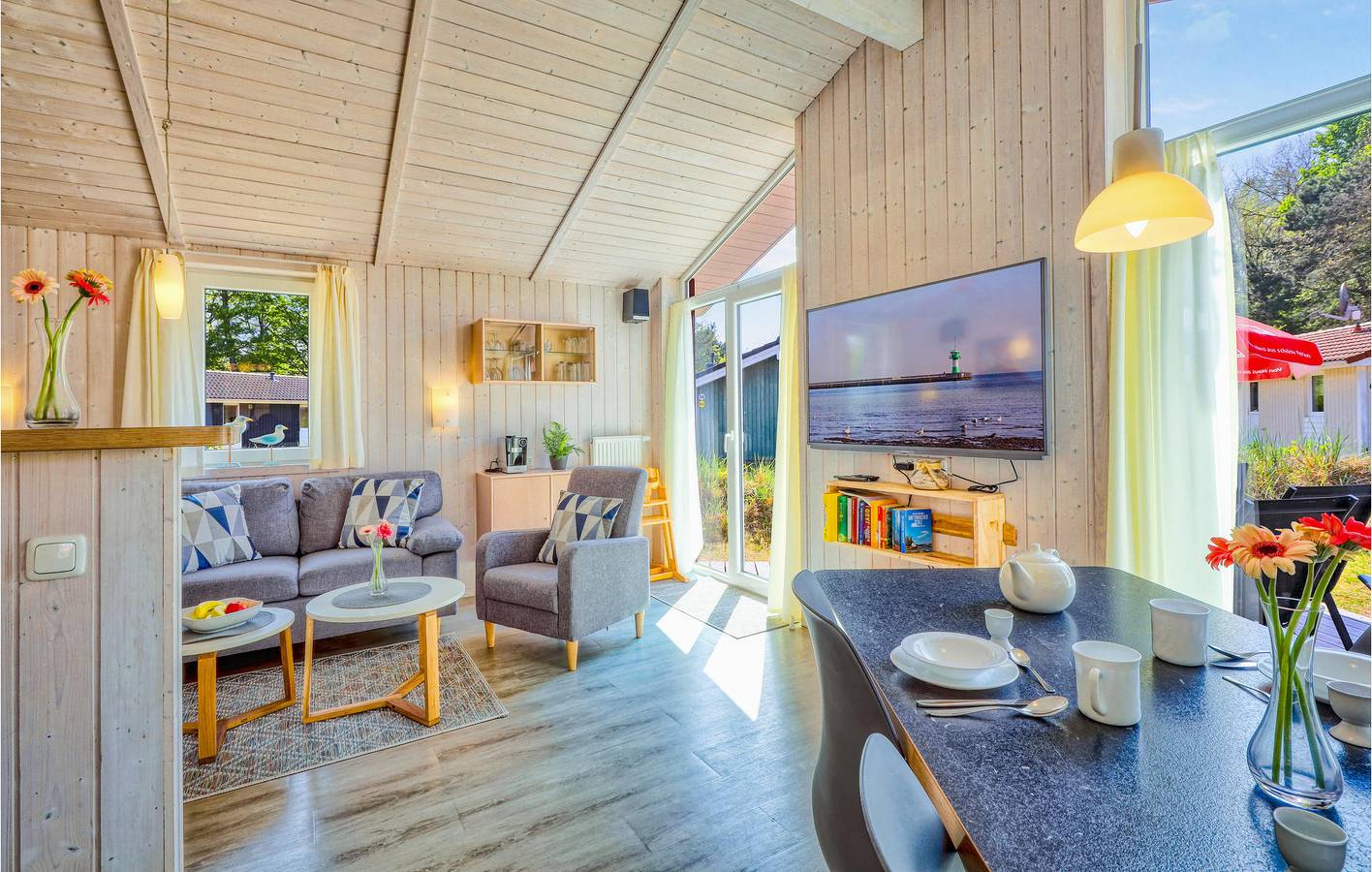 300m zum Priwall Strand: Stilvolles Apartment mit Parkplatz & Terrasse in Priwall, Lübecker Bucht