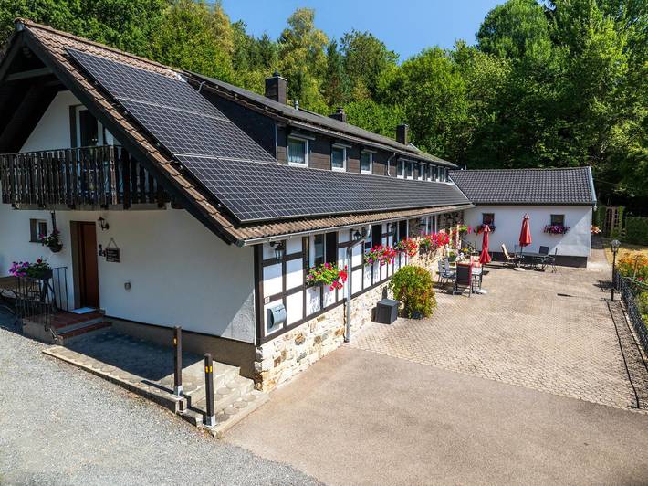 Appartement de vacances entier, Appartement, douche, Wc, 3 chambres in Montjoie (Eifel), Hautes Fagnes
