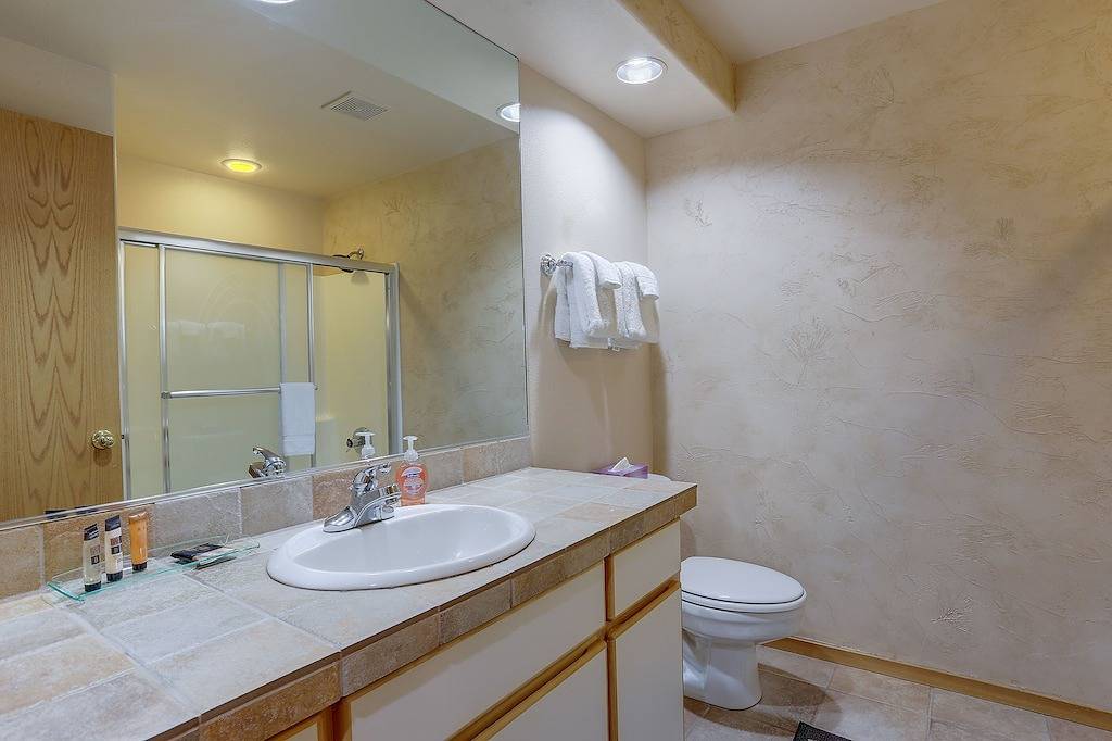 Vacation Home for 6 Guests in Sunriver, Oregon