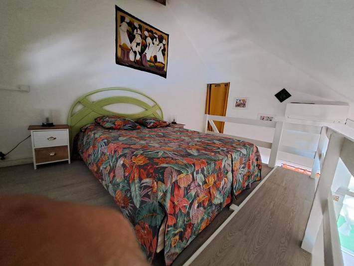 Location de vacances pour 5 personnes, avec jardin ainsi que vue et piscine, animaux acceptés dans Anse Tarare - 4