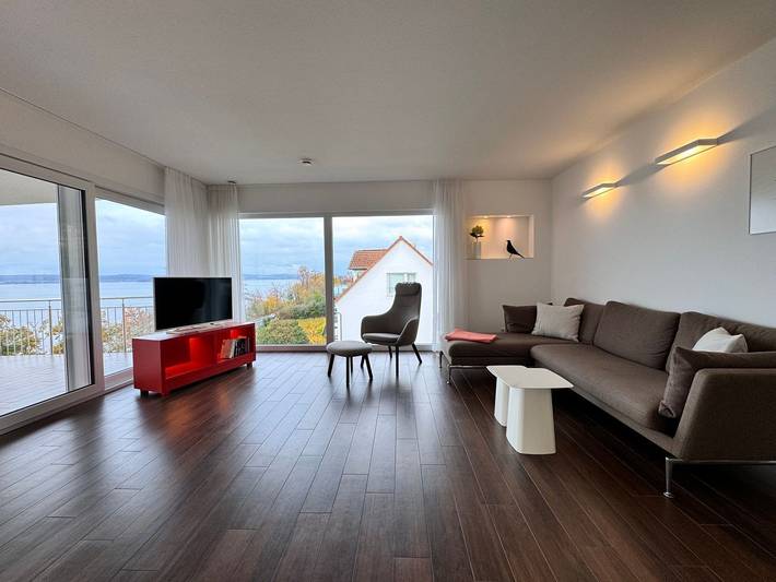 Ferienwohnung für 2 Personen, mit Balkon und Balkon/Terrasse sowie Seeblick und Ausblick in Meersburg, Obersee (Bodensee)