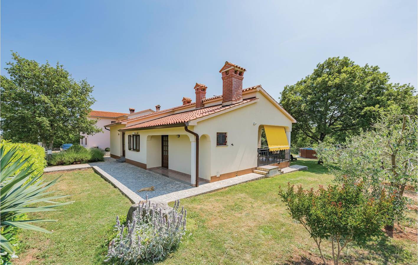 Casa de vacaciones para 5 personas con terraza in Presika, Costa Este de Istria