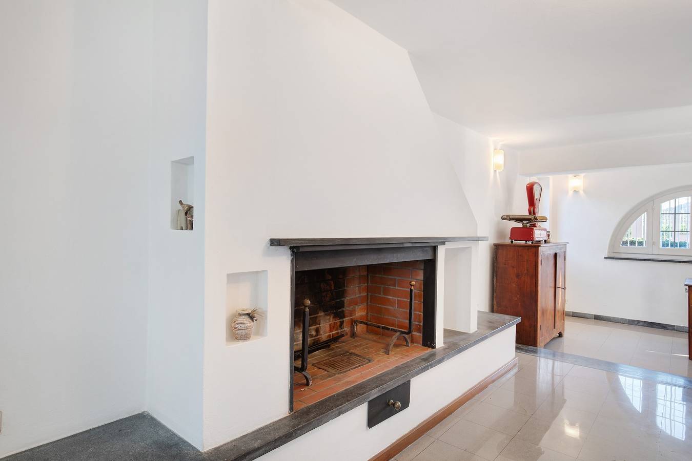 Villa „Lucia“ mit Bergblick, privater Terrasse und Wlan in Ameglia, Ameglia Gemeinde