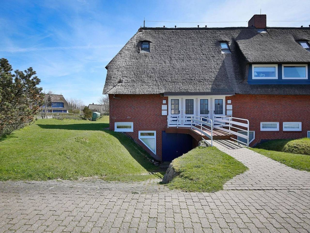 Ganze Ferienwohnung, Braderuper Heide - Gemütliches 2-Zimmer App. mit Terrasse, Garten, Wlan. Haustiere erlaubt. in Wenningstedt, Sylt