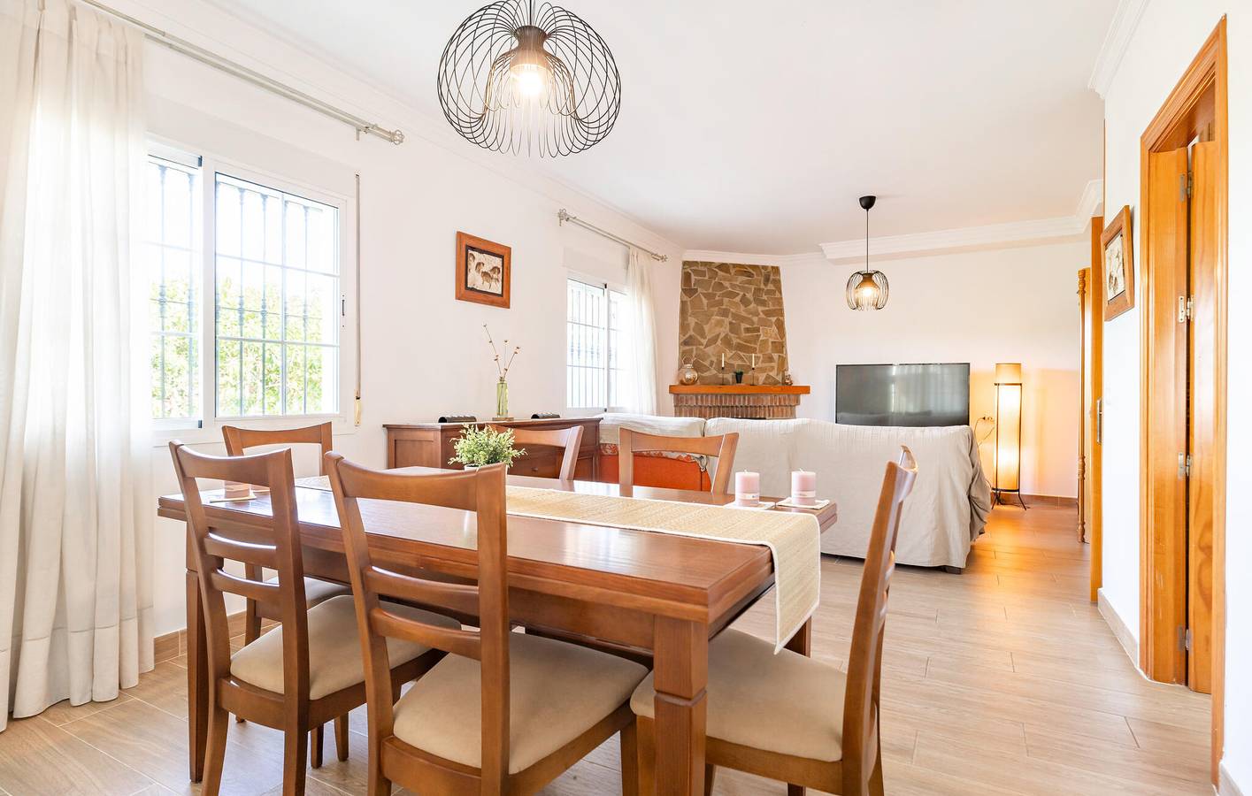 Moderno refugio con piscina, WiFi y aparcamiento cerca de Río Almachar in Vélez-Málaga, Provincia de Málaga