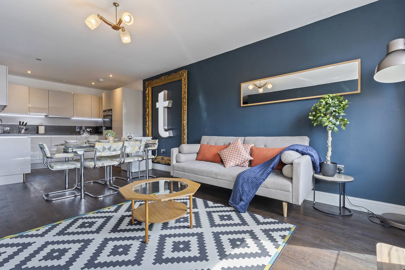 Ganze Ferienwohnung, Kingsland High Street Apartment in Hackney, London