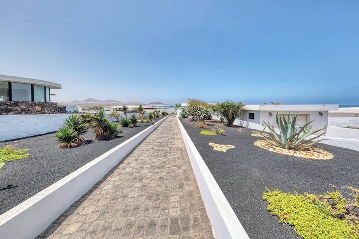 Bungalow pour 6 personnes, avec balcon et jardin dans Famara