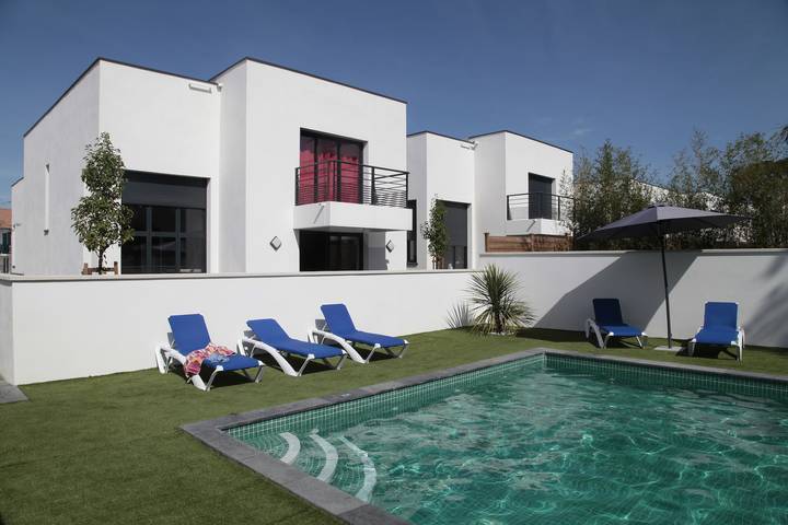 Villa pour 8 personnes, avec Balcon et Piscine à Anglet